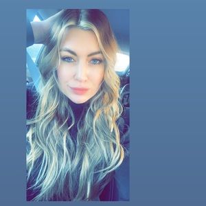 Meet your Posher, Kayla